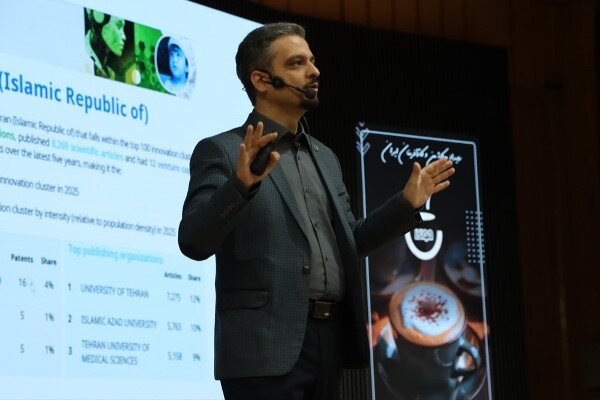 ساخت نسخه اولیه دستگاه چاپگر سه بعدی طراحی سطح مواد خوراکی